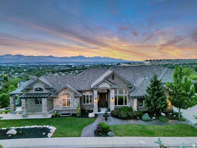 12838 S HICKORY RIDGE LN, Draper, UT 84020
