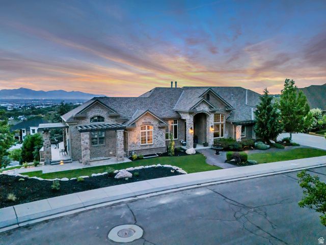 12838 S HICKORY RIDGE LN, Draper, UT 84020