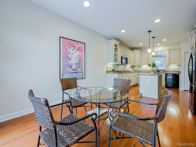 7212 Berry Field, West Bloomfield Charter Township, MI 48322