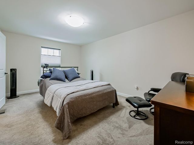 7212 Berry Field, West Bloomfield Charter Township, MI 48322