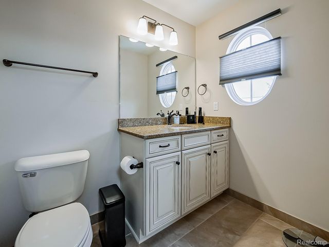 7212 Berry Field, West Bloomfield Charter Township, MI 48322