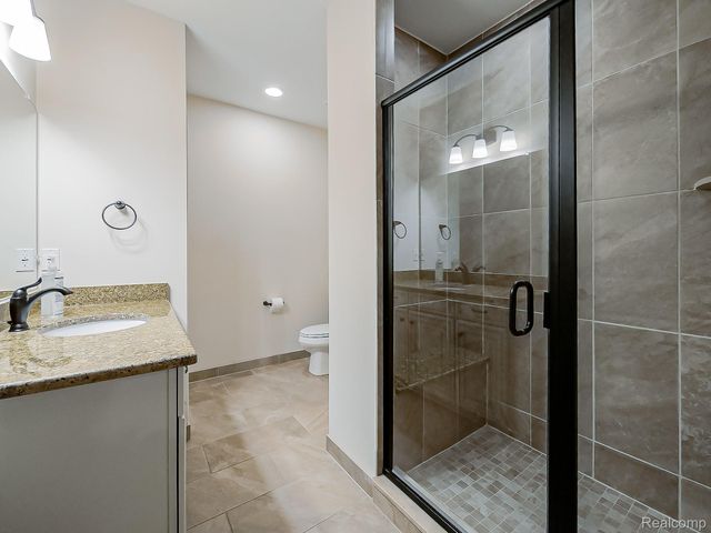 7212 Berry Field, West Bloomfield Charter Township, MI 48322