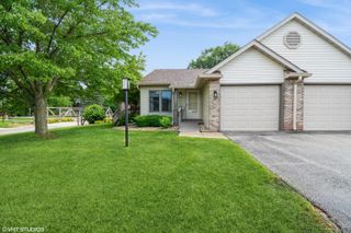 1906 Creekside Court, Valparaiso, IN 46383