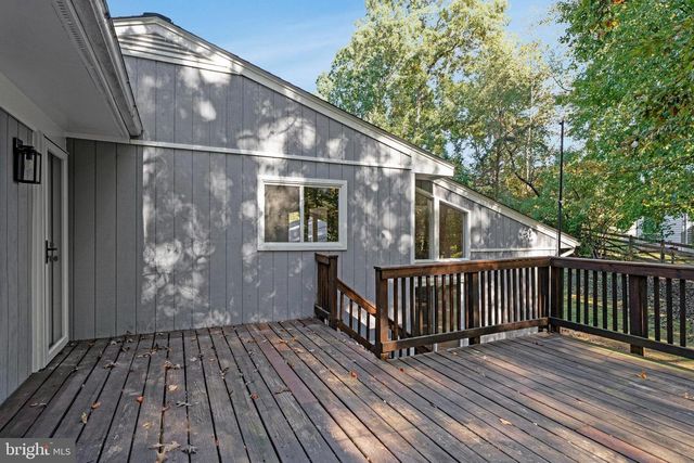 8115 KING ARTHURS CT, Manassas, VA 20112