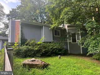 8115 KING ARTHURS CT, Manassas, VA 20112