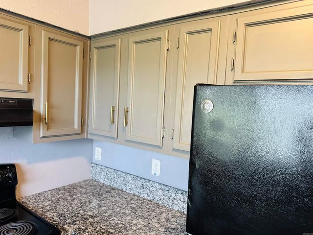 1105 N Oaks Lane, North Little Rock, AR 72118