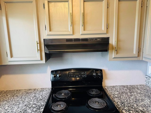 1105 N Oaks Lane, North Little Rock, AR 72118