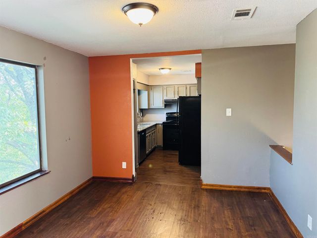 1105 N Oaks Lane, North Little Rock, AR 72118