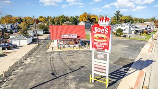 810 Plainfield Road, Joliet, IL 60435