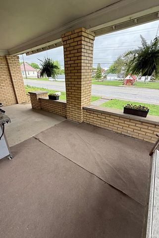 110 W Elnora Street, Odon, IN 47562