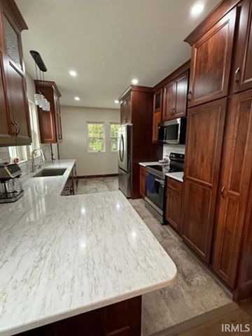 110 W Elnora Street, Odon, IN 47562