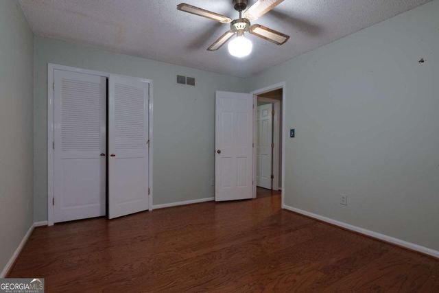 3240 Birchfield Trace, Marietta, GA 30068