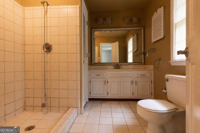 3240 Birchfield Trace, Marietta, GA 30068