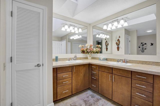 517 CLUBHOUSE DRIVE, Lake Wales, FL 33898