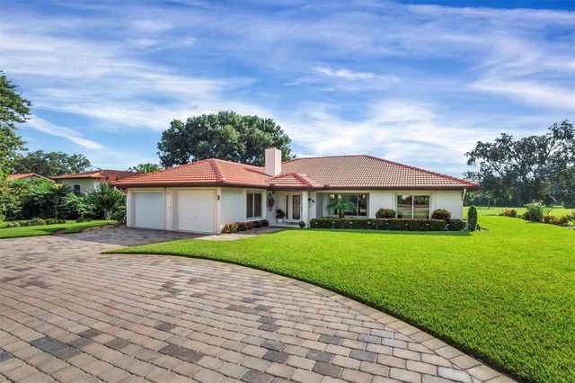 517 CLUBHOUSE DRIVE, Lake Wales, FL 33898