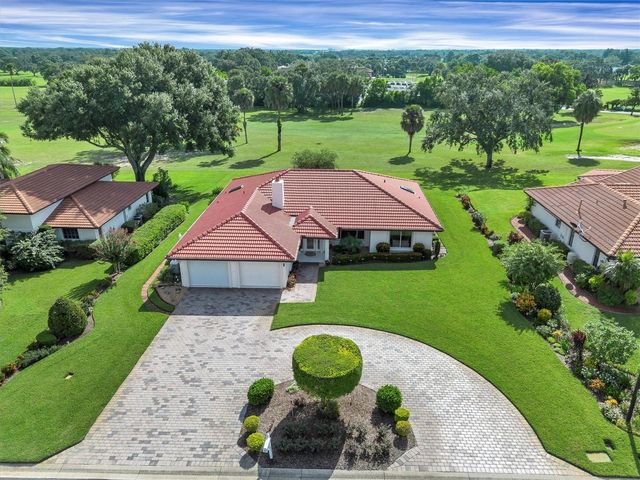 517 CLUBHOUSE DRIVE, Lake Wales, FL 33898