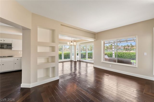 7912 Abalone Cove Drive, Las Vegas, NV 89128