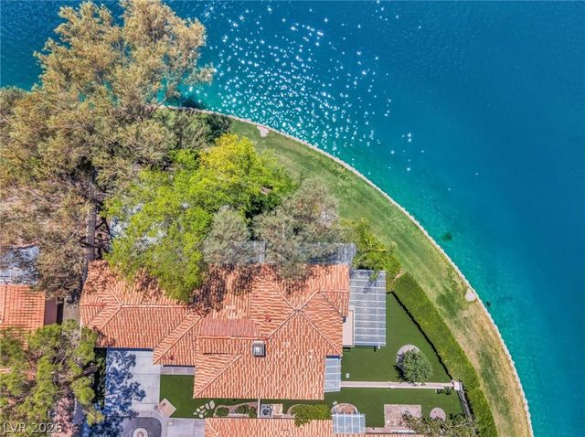 7912 Abalone Cove Drive, Las Vegas, NV 89128