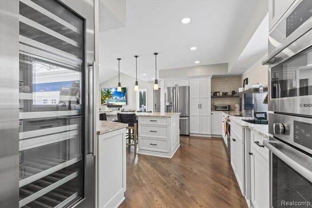 3301 Mann Road, Clarkston, MI 48346