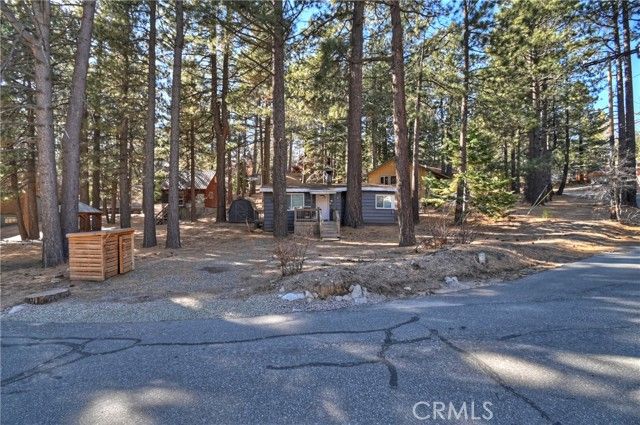 33353 Yukon Drive, Green Valley Lake, CA 92341