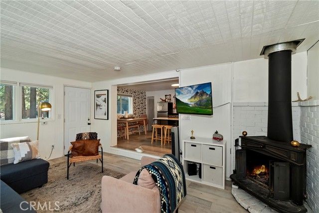 33353 Yukon Drive, Green Valley Lake, CA 92341