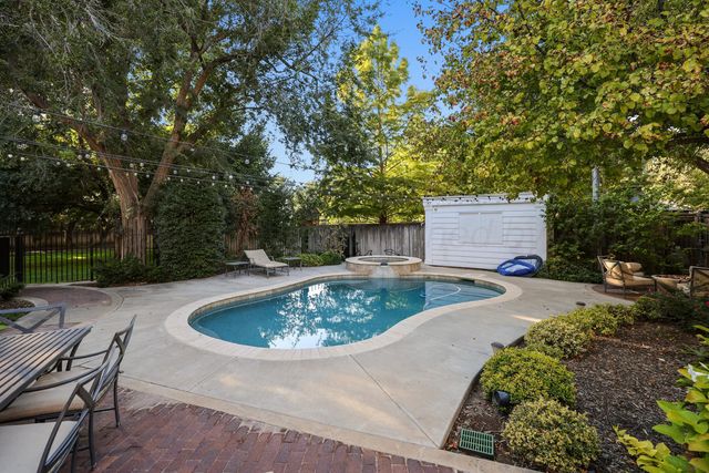 33 OLDHAM Circle, Amarillo, TX 79109