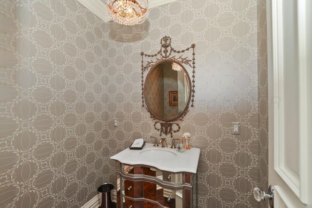 33 OLDHAM Circle, Amarillo, TX 79109