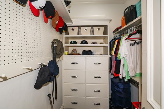 33 OLDHAM Circle, Amarillo, TX 79109