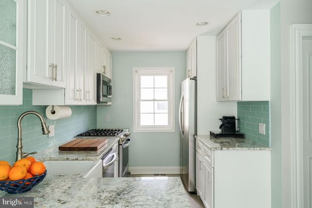 329-33 PEMBERTON ST, Philadelphia, PA 19147