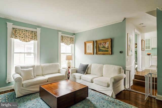 329-33 PEMBERTON ST, Philadelphia, PA 19147