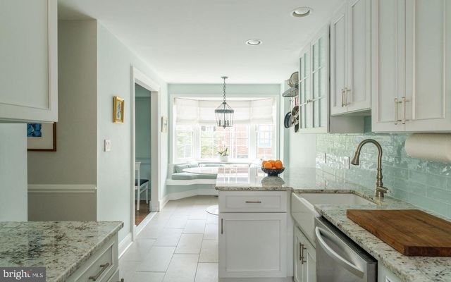 329-33 PEMBERTON ST, Philadelphia, PA 19147