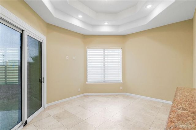 2806 Woods Drive South, Edinburg, TX 78542