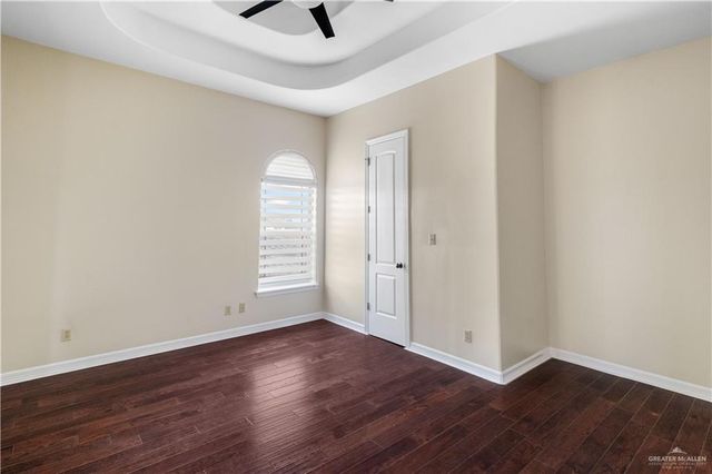 2806 Woods Drive South, Edinburg, TX 78542