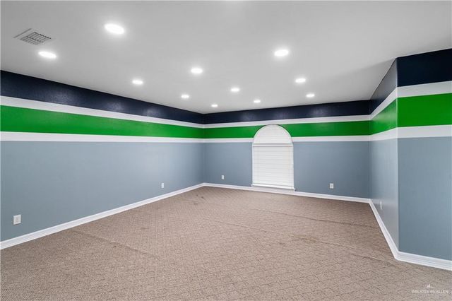 2806 Woods Drive South, Edinburg, TX 78542