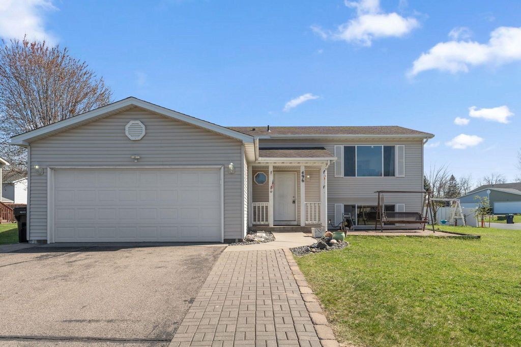 496 Braeburn Drive, Shakopee, MN 55379