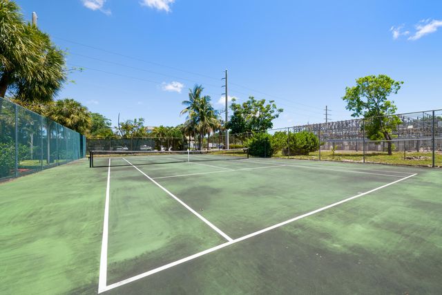 6100 NW 32nd Terrace, Fort Lauderdale, FL 33309