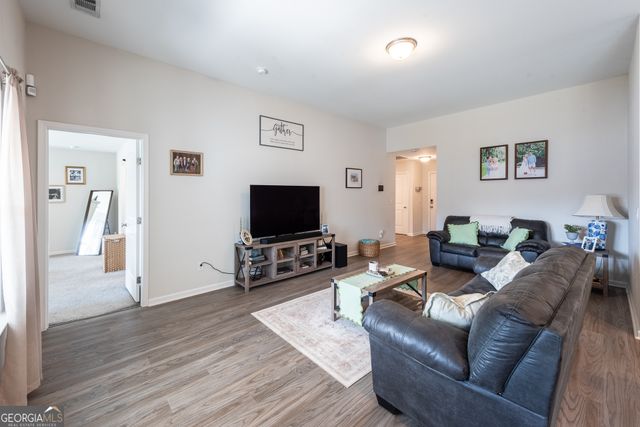 10009 Woodland Cove, Brunswick, GA 31525