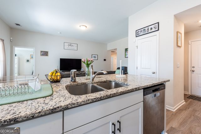 10009 Woodland Cove, Brunswick, GA 31525