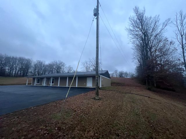 14 Walnut Lane, Gray, KY 40734