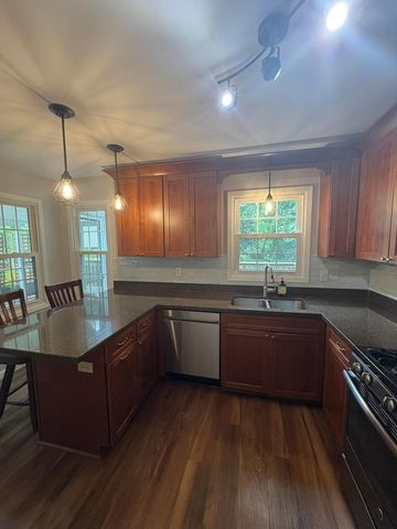 8935 Pine Bluff Court, Eden Prairie, MN 55347