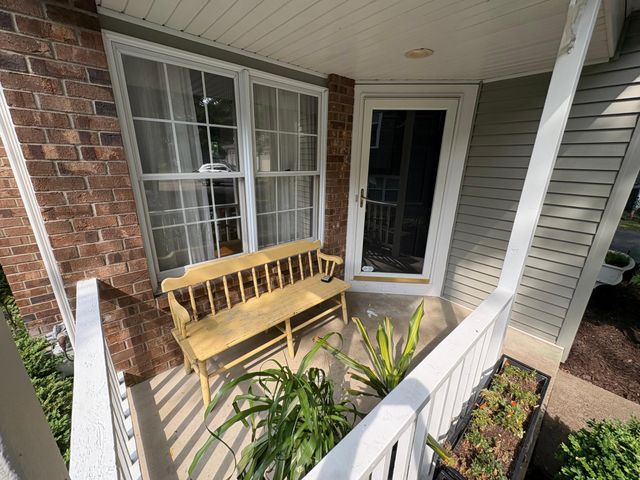 8935 Pine Bluff Court, Eden Prairie, MN 55347