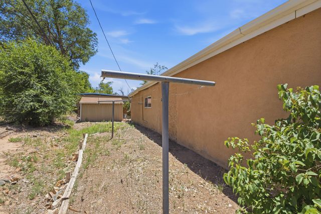 20 Entrada Martinez, Corrales, NM 87048
