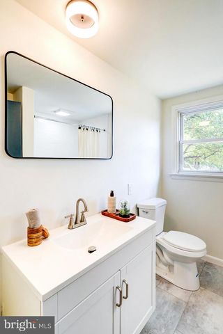 99 GARFIELD DR, Carlisle, PA 17015