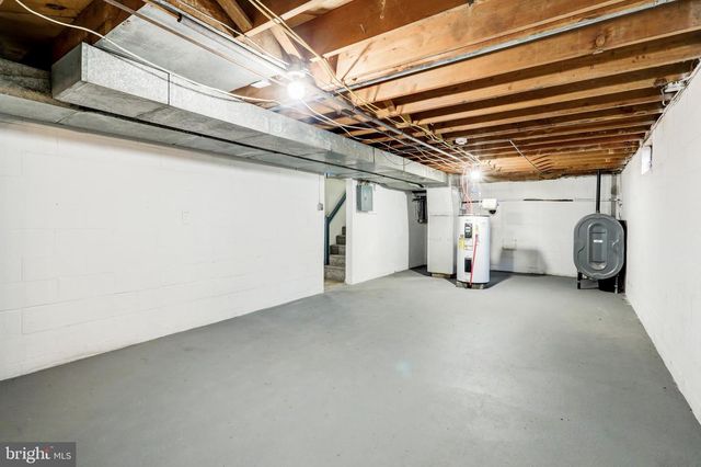 99 GARFIELD DR, Carlisle, PA 17015