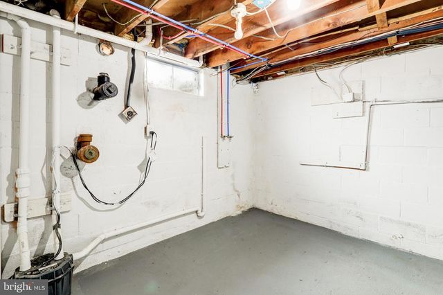 99 GARFIELD DR, Carlisle, PA 17015