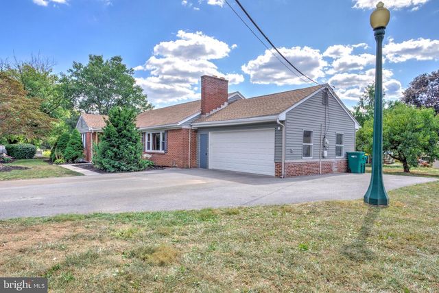 99 GARFIELD DR, Carlisle, PA 17015