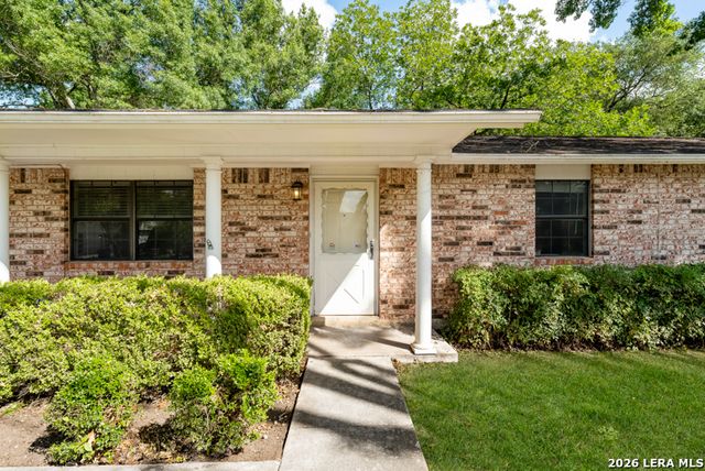 1376 Poppy Ln, New Braunfels, TX 78130