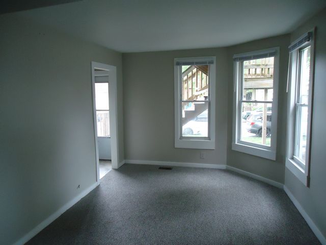 12438 MAPLE Avenue, Blue Island, IL 60406