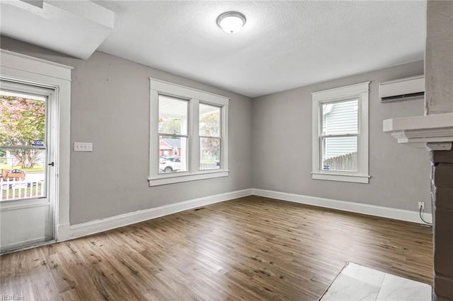 123 Rogers AVE, Norfolk, VA 23505