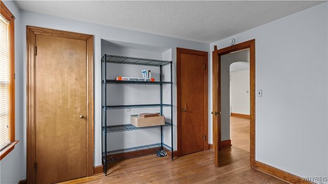 17 Belmont Drive, West Seneca, NY 14224